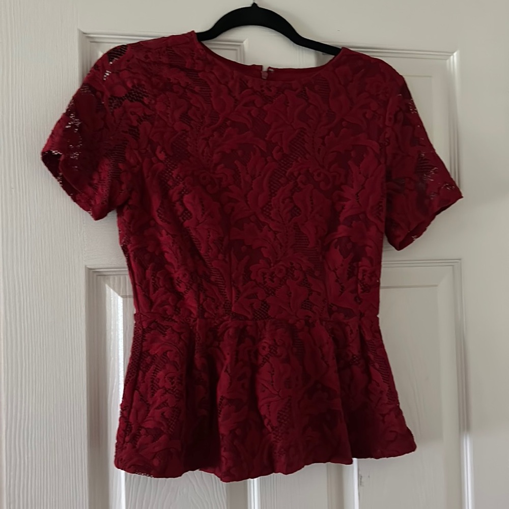 Ann Taylor red peplum top xs